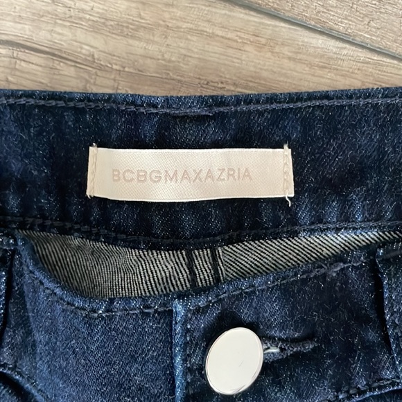 NWOT BCBGMAXAZRIA Cropped Fit & Flare Jeans - Picture 2 of 4